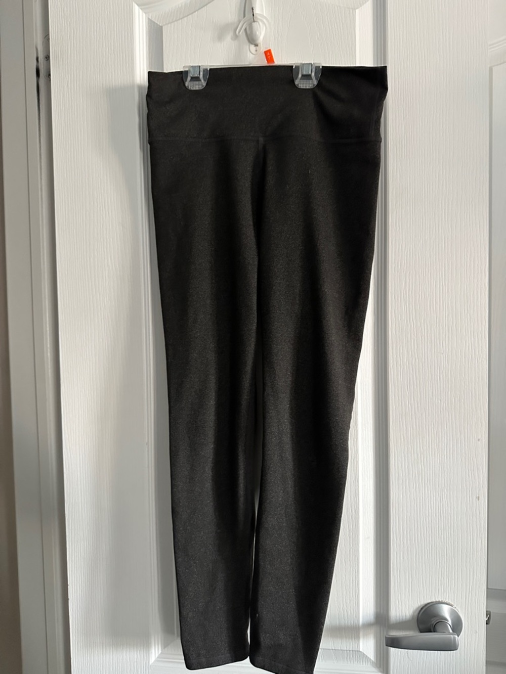Fabletics High-Waist Leggings charcoal grey women’s size medium 27.5”x14” A0119